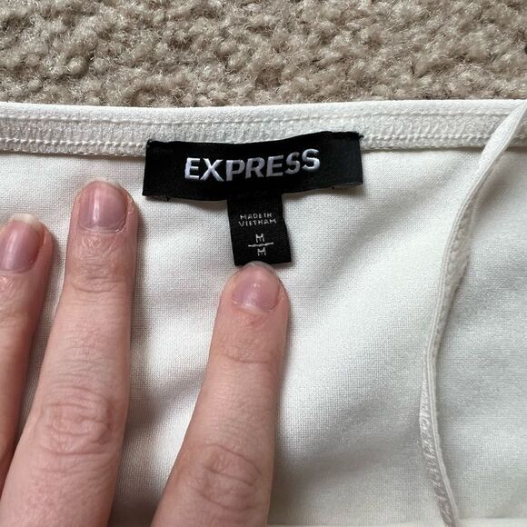 Express off white bow bodysuit - Picture 2 of 4